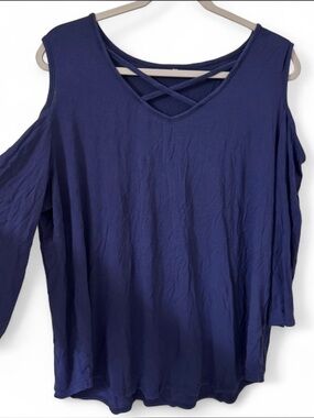 Women’s Navy Cold-Shoulder Crisscross V-Neck Long Sleeve Top